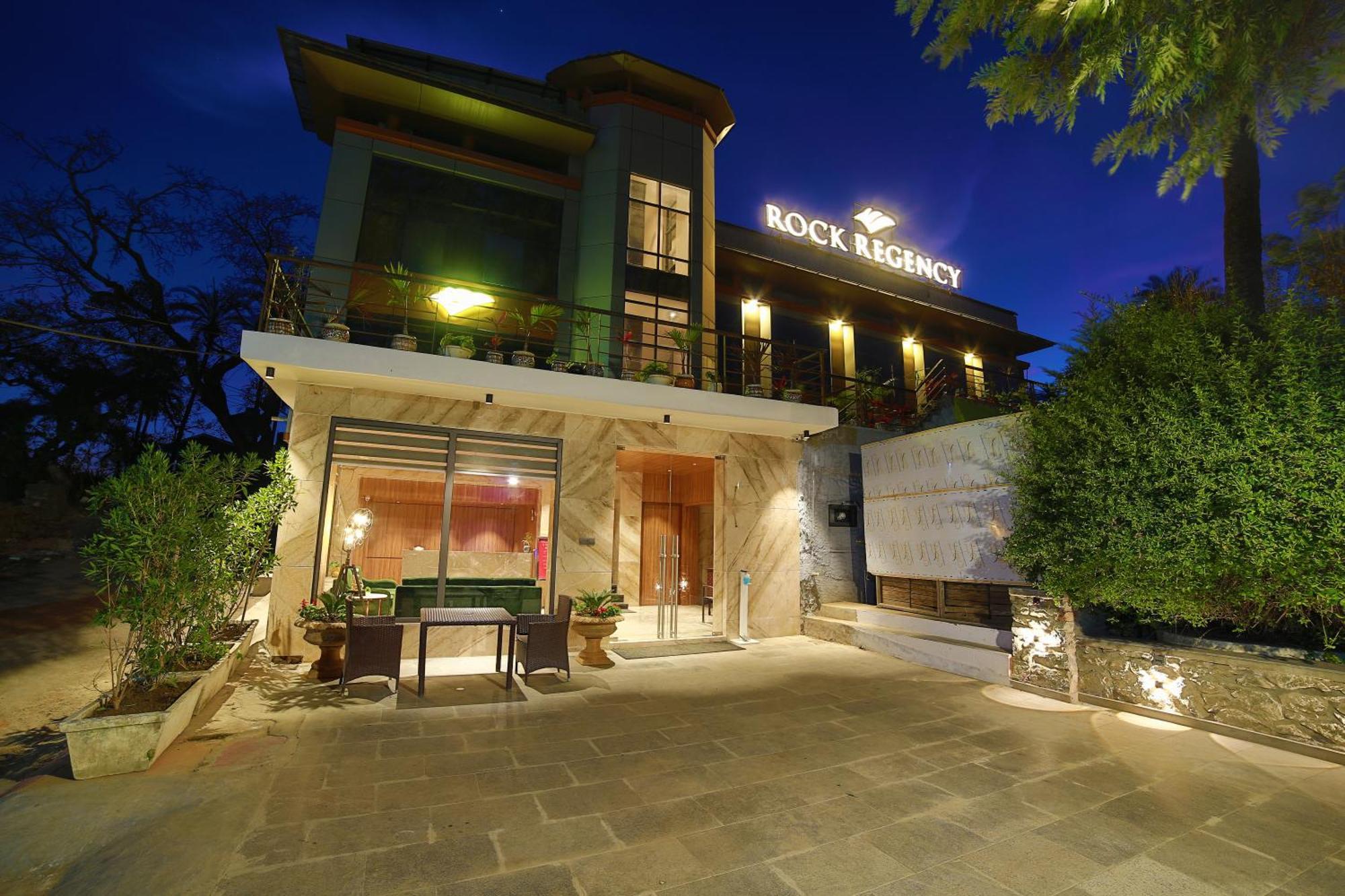 Hotel Rock Regency Mount Abu - A Boutique Rodetel Ngoại thất bức ảnh